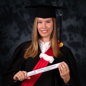 Meet your Posher, Justine